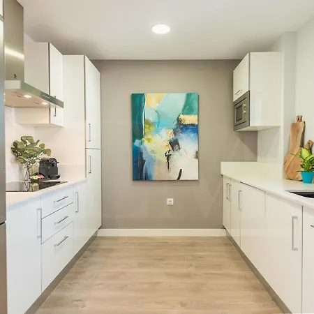 Apartment Sunny & Modern - Center By Rems Malaga
